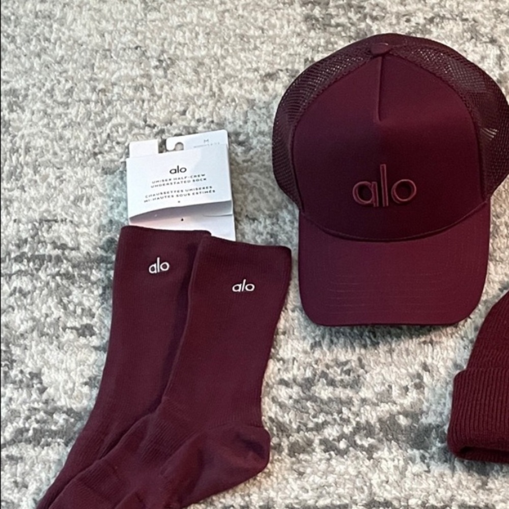 ALO Yoga Burgundy Hat, and Socks